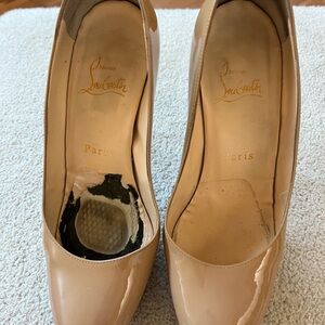 Christian Louboutin Beige Patent Heels